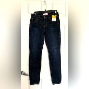 Cabi Skinny Jeans - NWT